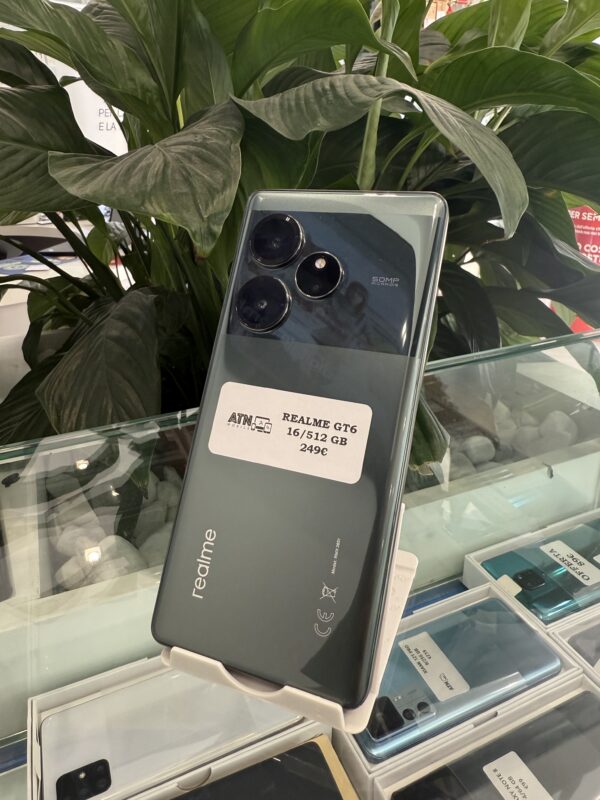 Realme GT6