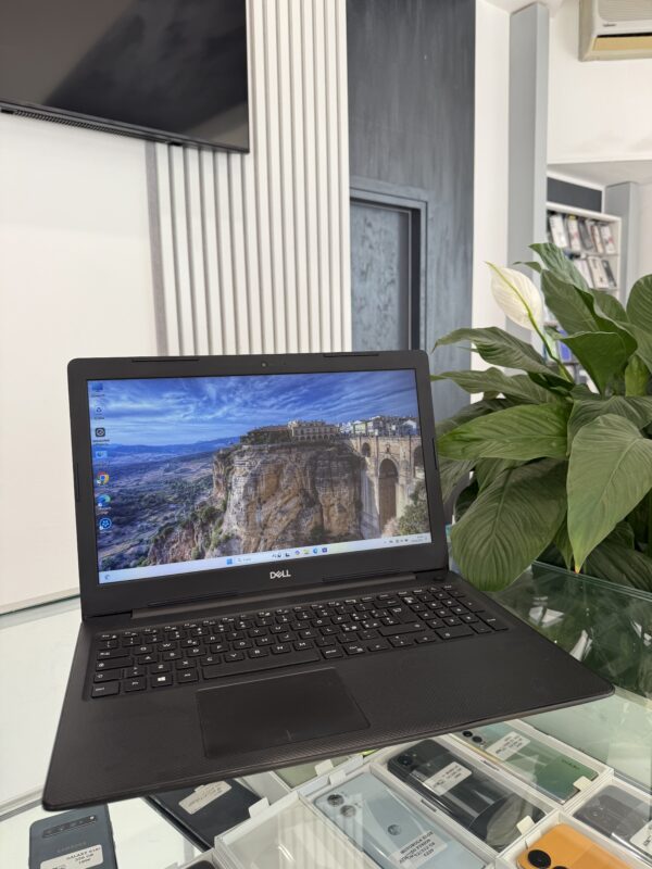 Dell Vostro 3590 - immagine 2